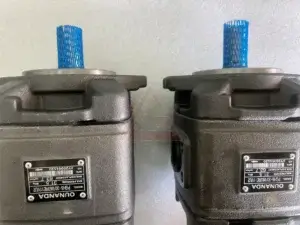 Piston pump
